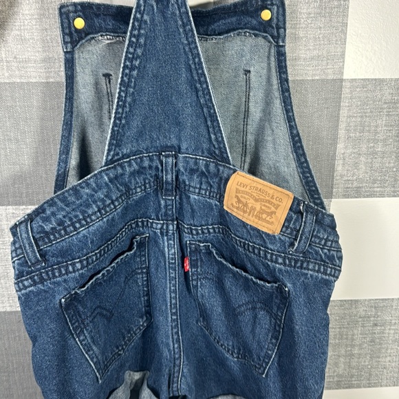 Levi’s Red & Blue overalls - Picture 5 of 7